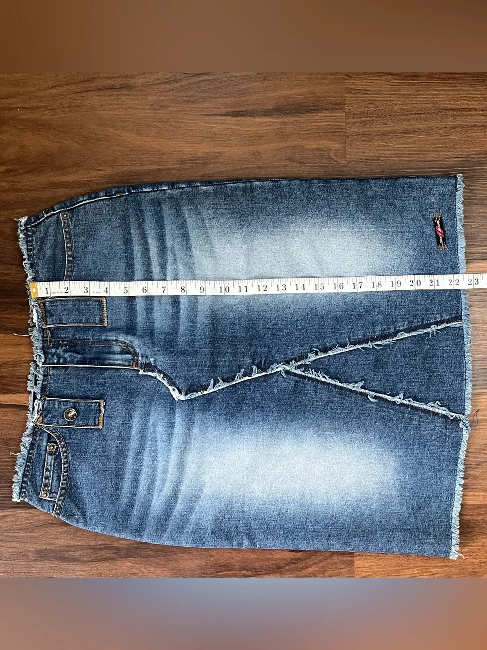 Vintage Y2K/90s DKNY Jeans denim midi skirt